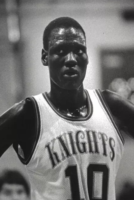 Manute Bol†